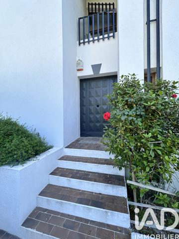 Maison à vendre 9 pièces 213 m² Aubagne