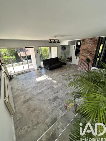 Maison à vendre 9 pièces 213 m² Aubagne