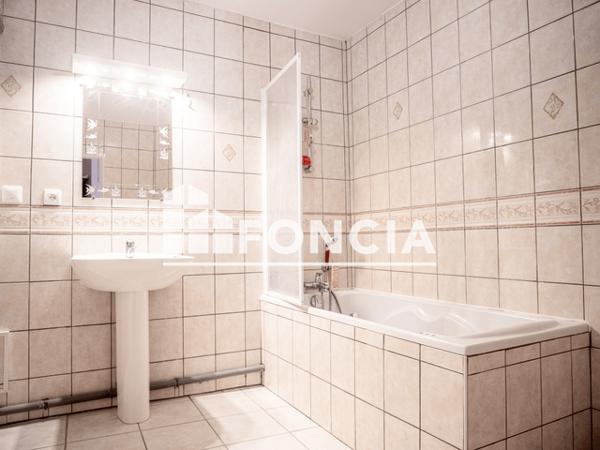 Location Appartement 4 pièces 90.63 m² - Port-sur-saône 70170