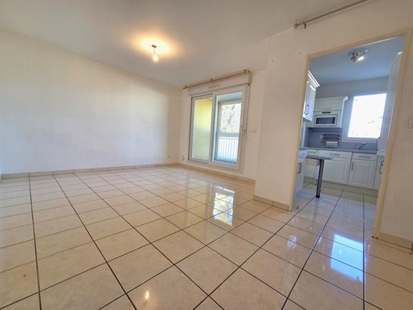 Achat vente Appartement 3 pièces 2 chambres Solliès proche Toulon