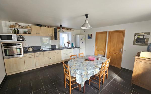 Maison à vendre    5 pièces •  Pleumeur-Bodou