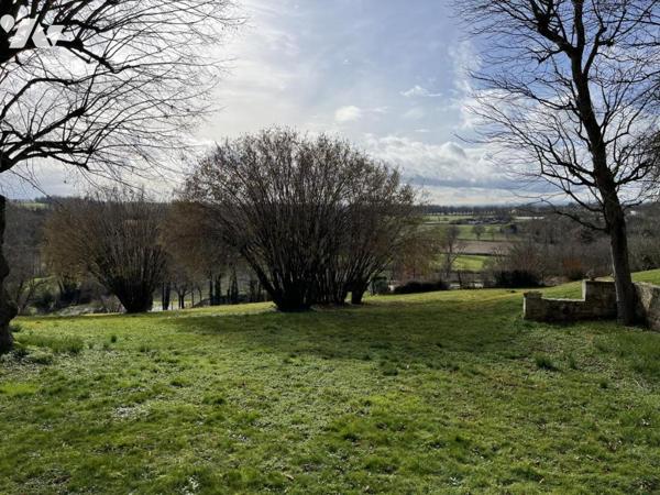 Maison de caractère en pierres 20ème