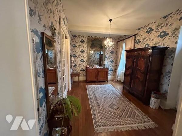 Maison de caractère en pierres 20ème