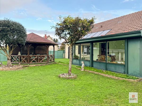 Maison La Fleche 6 pièce(s) 141 m2