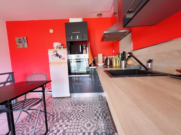 Magnifique appartement duplex de type T2 de 54 m² au 3 et 4 eme étage et dernier sans ascenseur avec terrasse