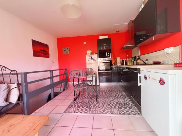 Magnifique appartement duplex de type T2 de 54 m² au 3 et 4 eme étage et dernier sans ascenseur avec terrasse