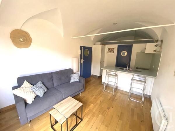 Appartement F2 à vendre  2 pièces - 24 m2 VILLEFRANCHE SUR MER - 06