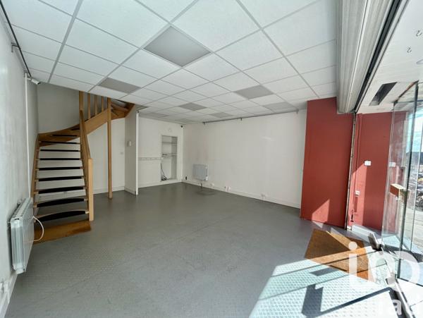 Maison 2 pièces de 64 m² à Bourgueil (37140)