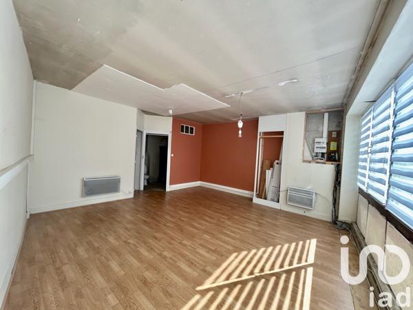 Maison 2 pièces de 64 m² à Bourgueil (37140)