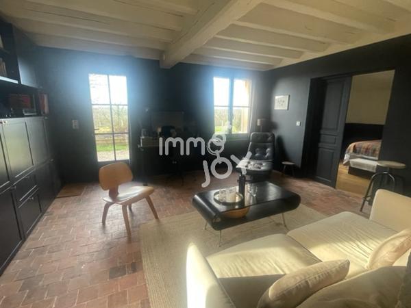 A 10 mn de Belleme , en hameau, maison percheronne entièrement rénovée avec vue dégagée...