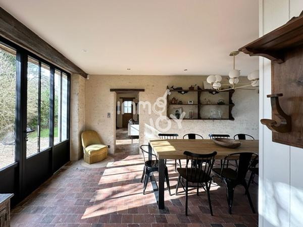 A 10 mn de Belleme , en hameau, maison percheronne entièrement rénovée avec vue dégagée...