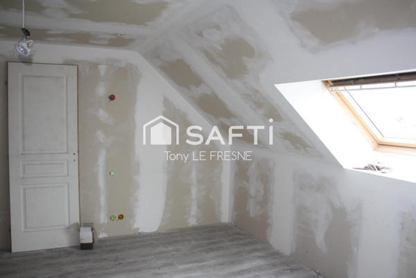 Immeuble en cours de rénovation avec possibilité de créer plusieurs logements.