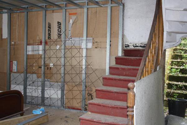 Immeuble en cours de rénovation avec possibilité de créer plusieurs logements.