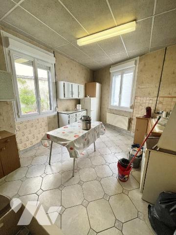 maison 6 pièces avec garage et jardinet