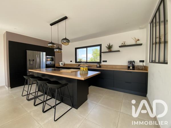 Maison à vendre 4 pièces 106 m² Sallèles-d'Aude
