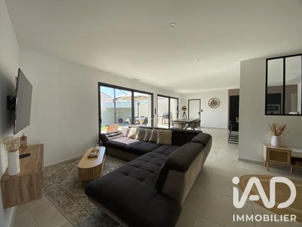 Maison à vendre 4 pièces 106 m² Sallèles-d'Aude