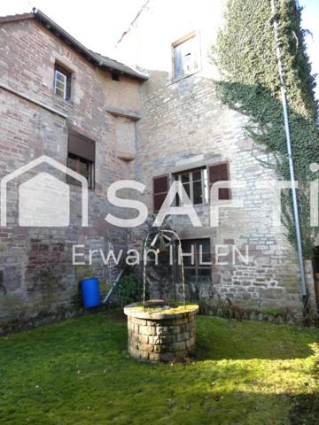 Appartement , 115 m²,5 pièces,4 chambres,salon cuisine,garage, dépendances et jardin.