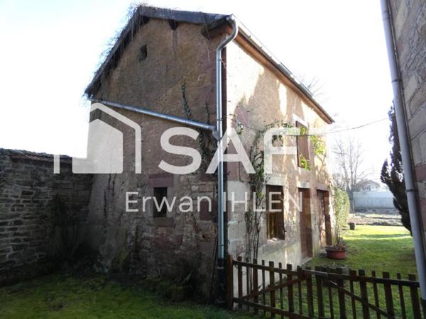 Appartement , 115 m²,5 pièces,4 chambres,salon cuisine,garage, dépendances et jardin.