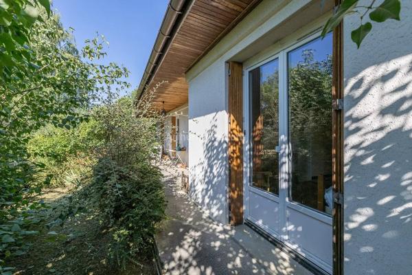 Vente                                                      Maison
                        
                     5 pièces                      124 m2                     à Belley