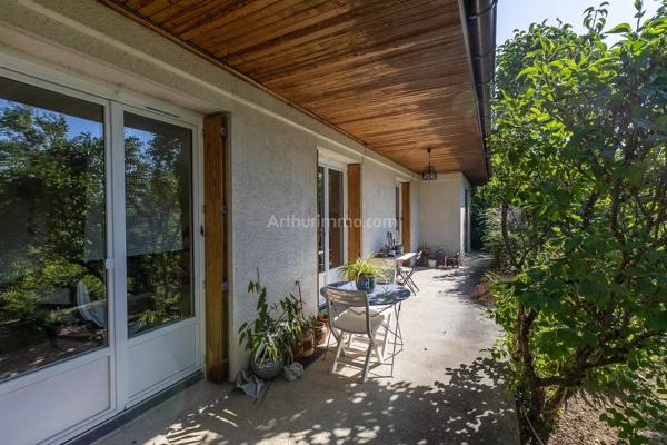 Vente                                                      Maison
                        
                     5 pièces                      124 m2                     à Belley