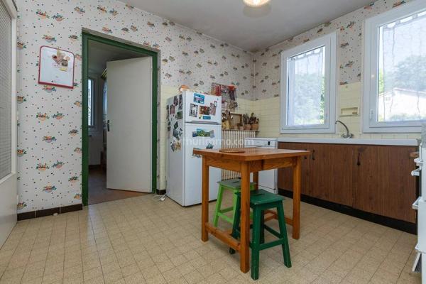 Vente                                                      Maison
                        
                     5 pièces                      124 m2                     à Belley