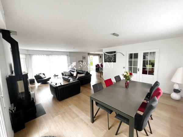 Maison 5 pièce(s) 4 chambre(s) 136 m²