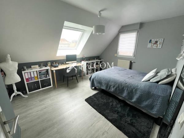 Maison 5 pièce(s) 4 chambre(s) 136 m²