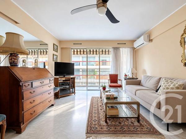 Appartement F3 à vendre  3 pièces - 73,58 m 2   ANTIBES  - 06