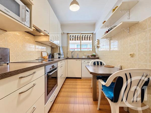 Appartement F3 à vendre  3 pièces - 73,58 m 2   ANTIBES  - 06