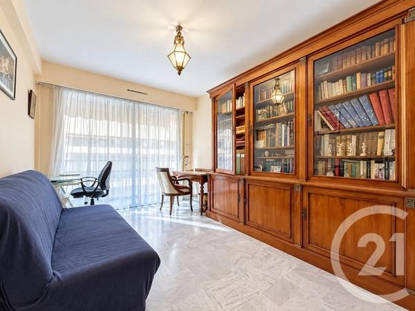 Appartement F3 à vendre  3 pièces - 73,58 m 2   ANTIBES  - 06