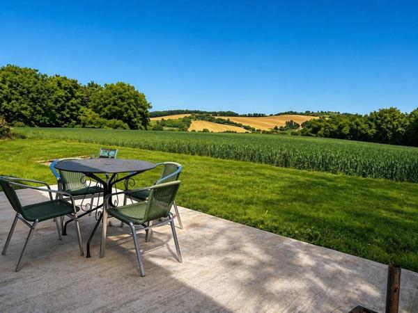 Maison en pierre rénovée – Cadre exceptionnel sans vis-à-vis – Clairac