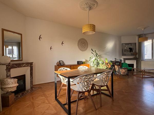A vendre Superbe Maison de ville quartier prisé de Périgueux avec piscine et garage