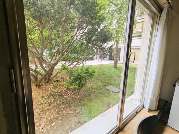 Studio cosy avec vue sur jardin - Cambronne