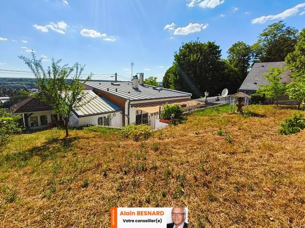 Maison à vendre 6 pièces dont 4 chambres à Souppes sur Loing proche Nemours (77)