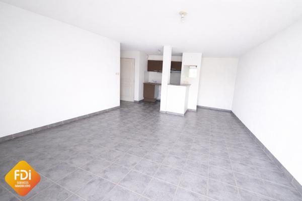 ECOLE INFIRMIERE - F2 - 42m2