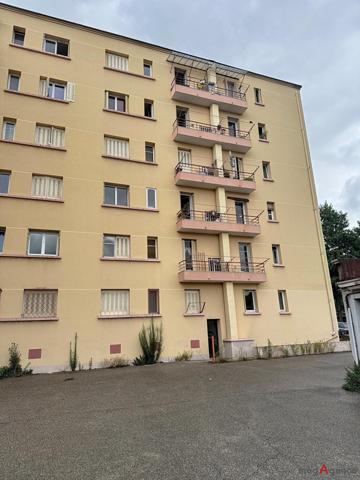 Appartement à SAINT-MARTIN-D'HERES, 38400 - 3 pièces 50m²