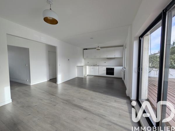 Location maison 5 pièces 97 m² Clamart