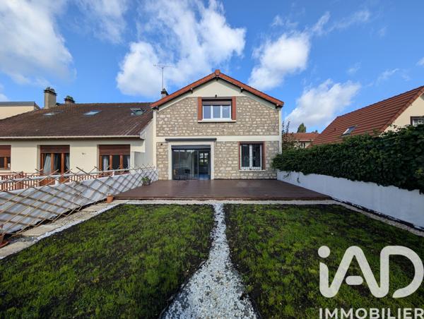 Location maison 5 pièces 97 m² Clamart