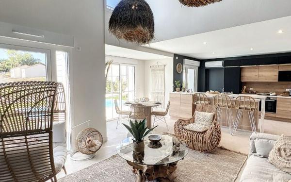 Maison à vendre    3 pièces •  Talmont-Saint-Hilaire