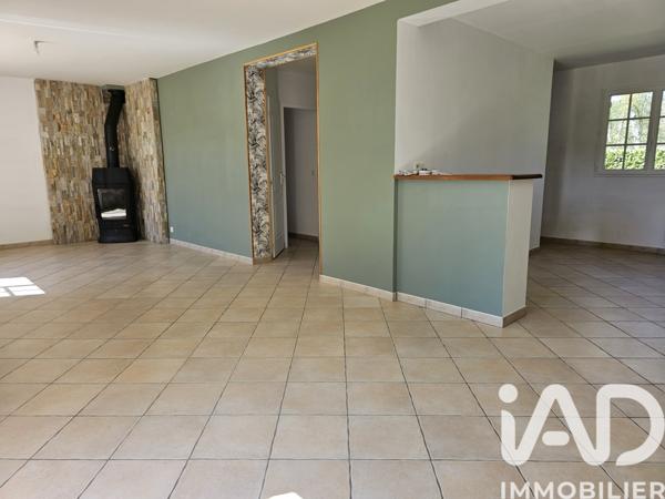 Maison à vendre 6 pièces 104 m² Arnières-sur-Iton