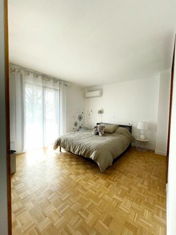 Maison à vendre    6 pièces • 232,72 m2 Montigny-lès-Cormeilles