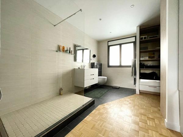 Maison à vendre    6 pièces • 232,72 m2 Montigny-lès-Cormeilles