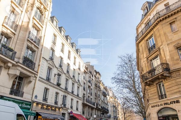 AUTEUIL- APPARTEMENT FAMILIAL – TRAVERSANT - 4 PIÈCES - IDÉALEMENT SITUÉ – CAVE – 97M2