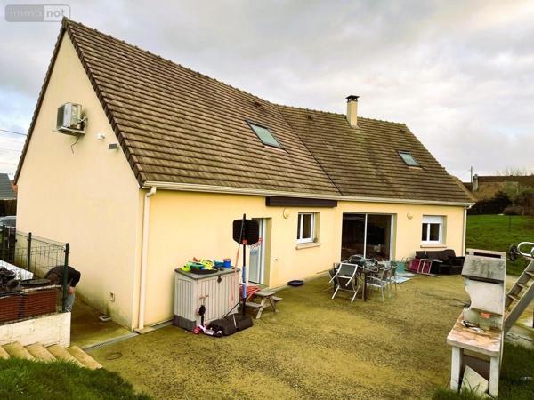 Maison à vendre à Sainte-Jamme-sur-Sarthe dans la Sarthe (72380), ref : 72126-3109