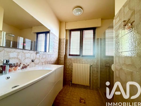 Maison à vendre 5 pièces 154,66 m² Ormesson-sur-Marne