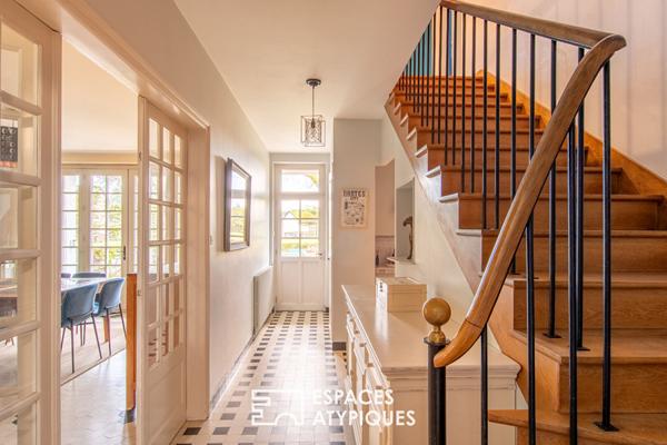 Maison en coeur de ville au charme authentique et piscine