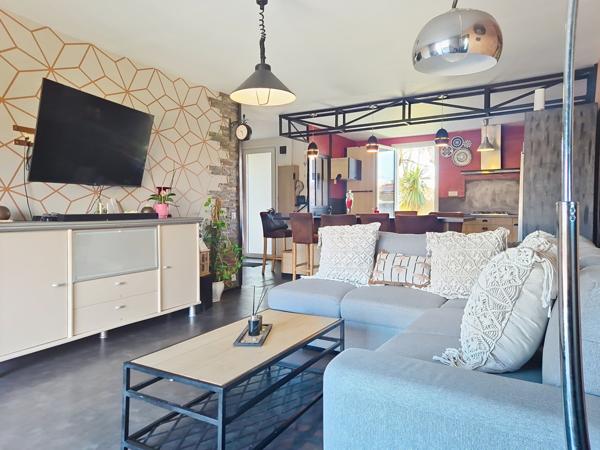 Saint-Vincent-de-Tyrosse (40230) Maison de 9 pièces de 142m² à Saint-Vincent-de-Tyrosse