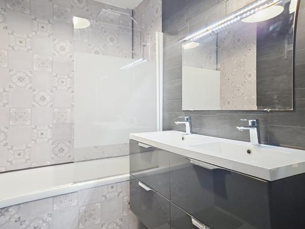 Saint-Vincent-de-Tyrosse (40230) Maison de 9 pièces de 142m² à Saint-Vincent-de-Tyrosse