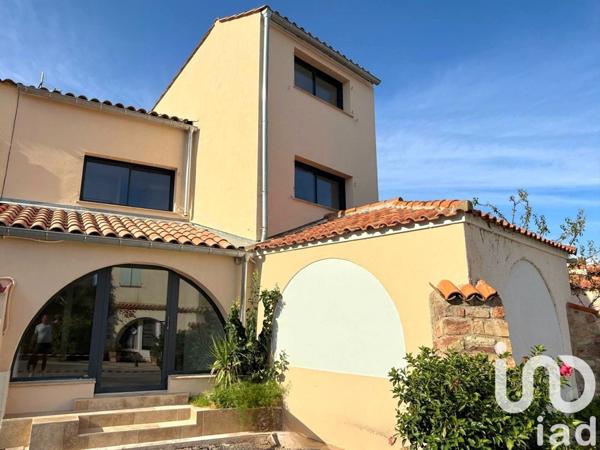 Maison 5 pièces de 104 m² à LES ISSAMBRES (83380)