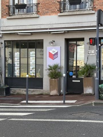 Issy-les-Moulineaux (92130) local 40m2 FACE RER